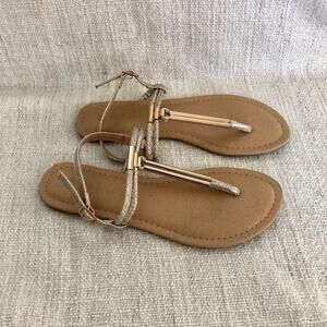 Wild Diva Glitter Lace-Up Flat Sandals Gold Size 6.5 - Like New